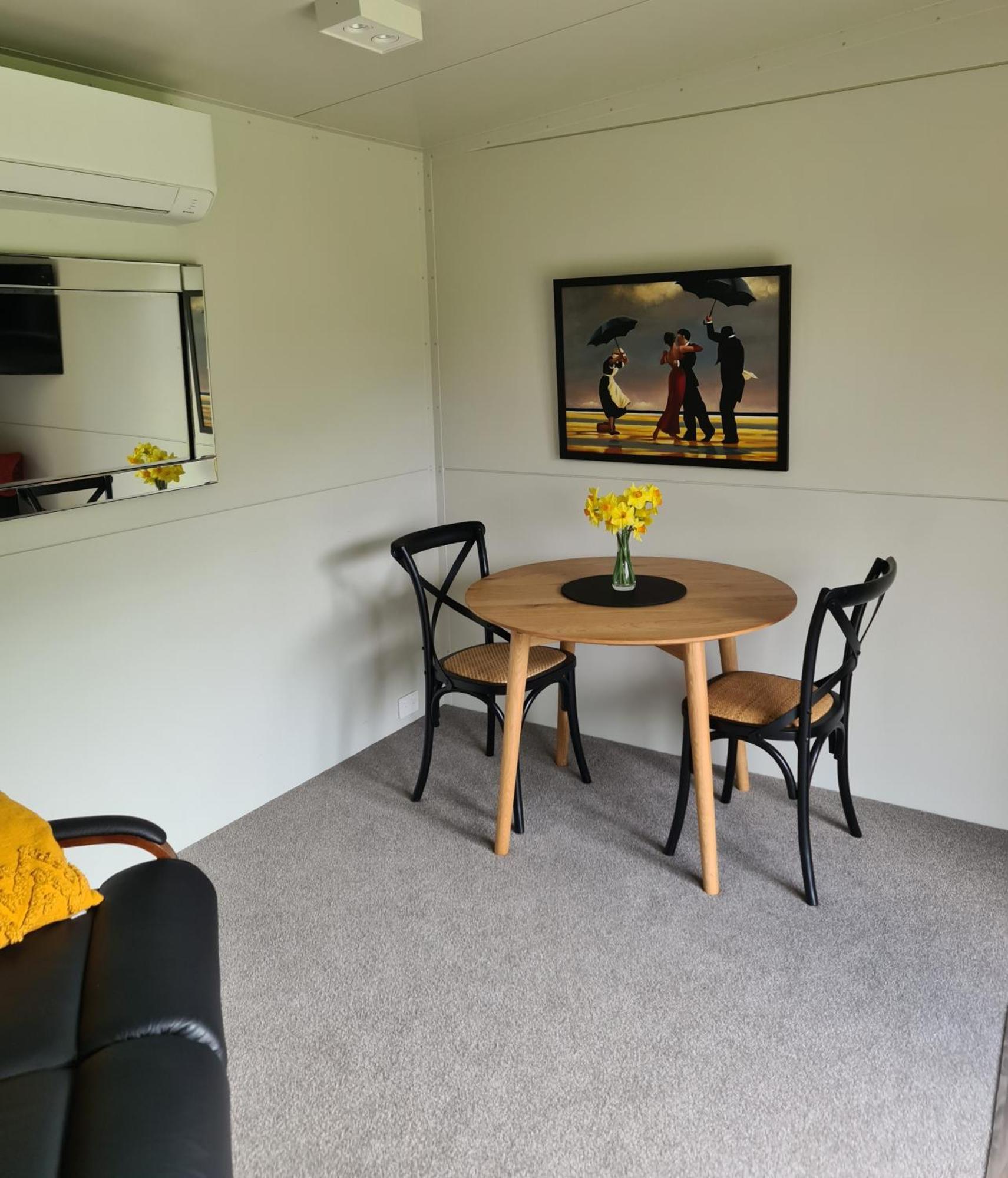 Tiny Home @ Matai Huka ปาราปาราออมู ภายนอก รูปภาพ